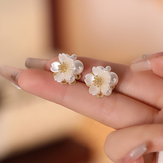 Bông tai hoa trắng ngọc trai thanh lịch kiểu Pháp cao cấp dành cho nữ