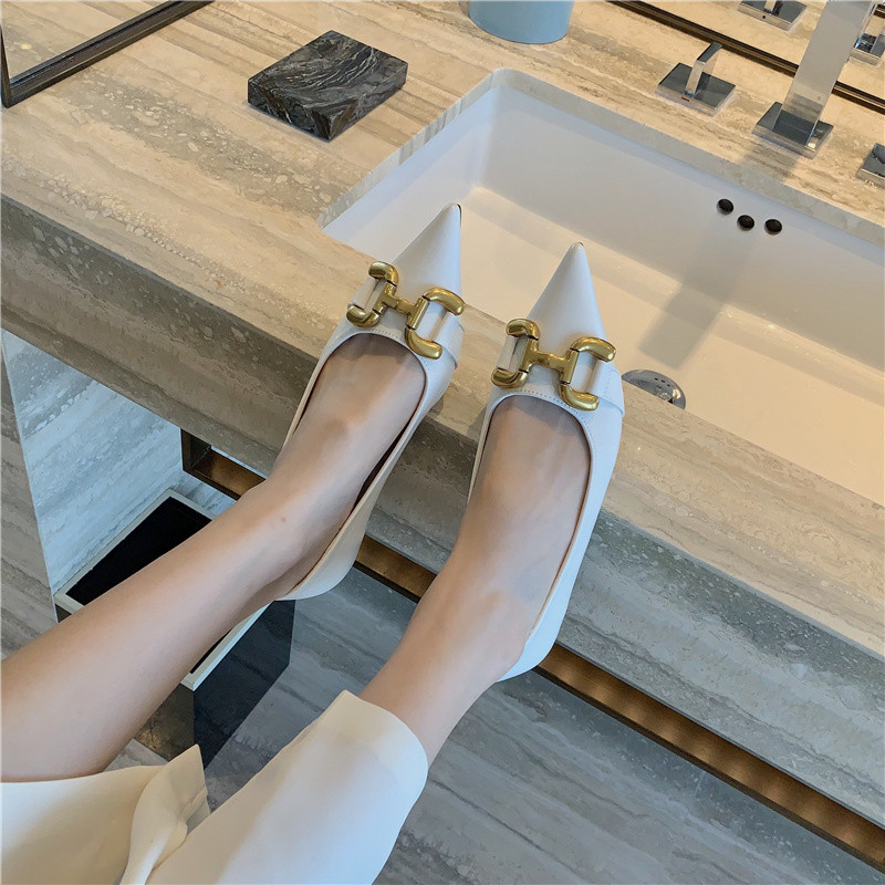 Giày Nữ Size Lớn (32-44) Size Nhỏ 32 33 34 Thời Trang Sang Trọng Tất Cả Trận Đấu Mũi Nhọn Giày Đế Mềm Gót Đế Bằng Miệng Nông Size Lớn 41 Giày Nữ JUNE10