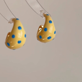 Nhật Bản Hàn Quốc Phong Cách Mới Tươi Vàng Nhỏ Giọt Glaze Chấm Bi Bông Tai Retro Tính Khí Nhẹ Bông Tai Sang Trọng