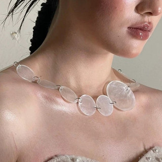 Vòng cổ tròn ngọc trai phong cách kỳ nghỉ thời trang mới cho mẹ, phù hợp với cô dâu trong ngày cưới