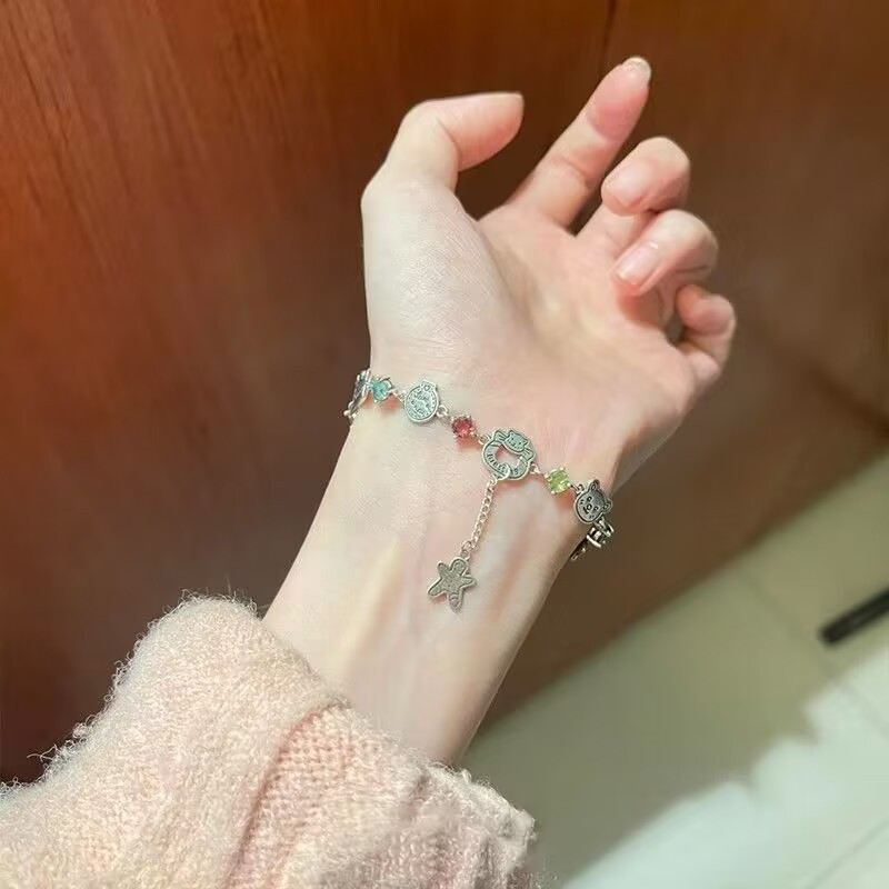 Thư tình mùa đông" Vòng tay gấu người bánh gừng zircon màu sắc, vòng tay mùa thu đông Giáng sinh, trang sức cao cấp bán chạy