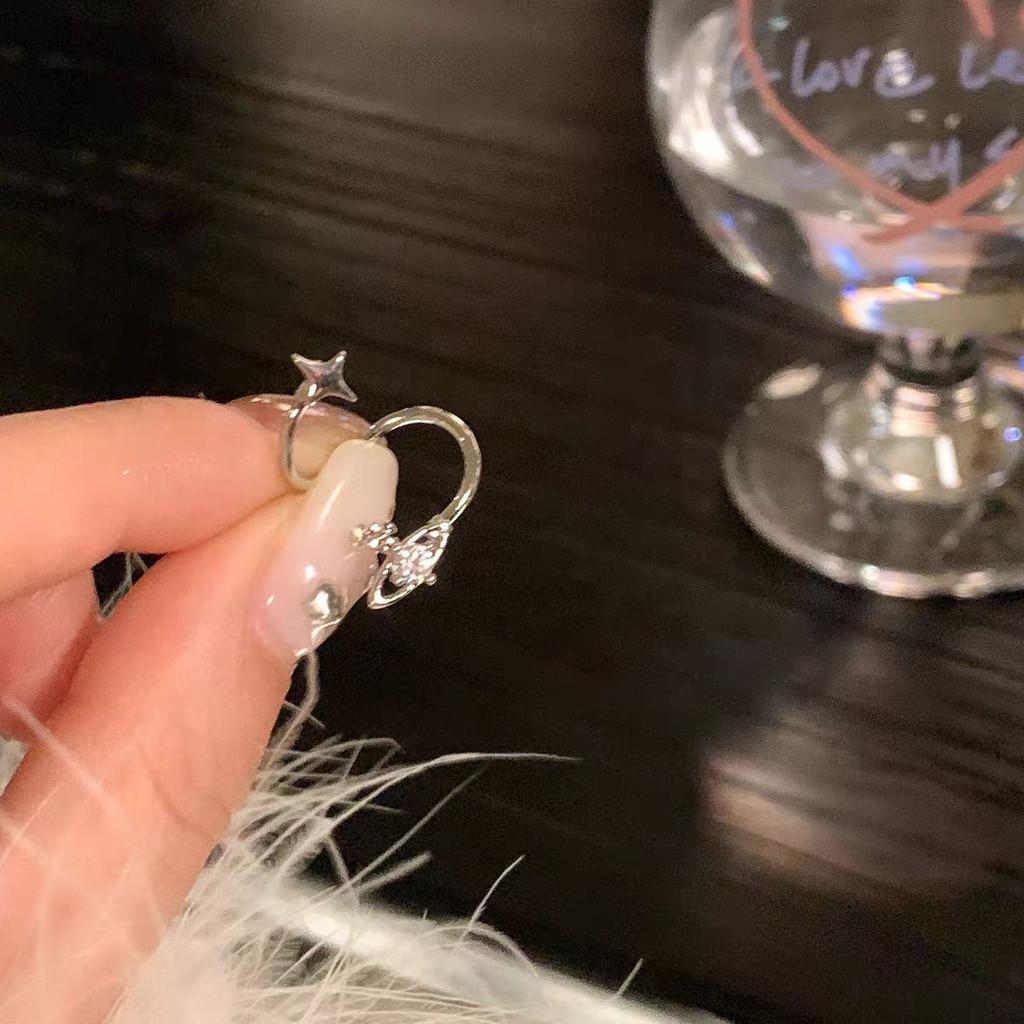 ✨Nhẫn Móng Ngựa Ngôi Sao 1.2 Bông Tai Hình Chữ S Ốc Không Chọn Siêu Nhấp Nháy Zircon Bông Tai Nhấp Nháy Sao Thổ Bông Tai 25.5.29
