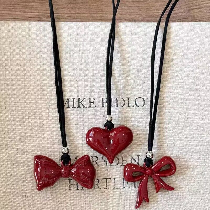 Vòng Cổ Nơ Đỏ Cho Nữ Phong Cách Mới Niche Đa Năng Áo Dây Xích Trang Sức