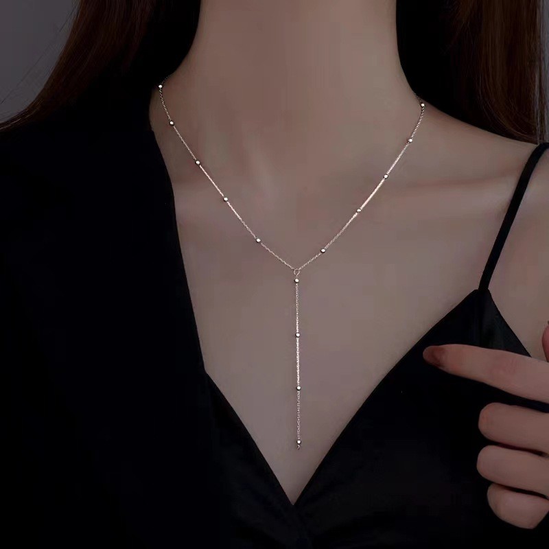 Thép không gỉ tua rua vòng cổ nữ tính đơn giản niche ánh sáng sang trọng xương đòn dây xích phụ kiện