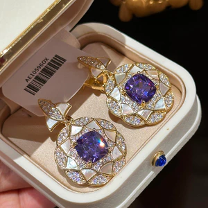 Ánh sáng sang trọng Tính khí đẹp Phong cách mới Bông tai Zircon hoa thời trang