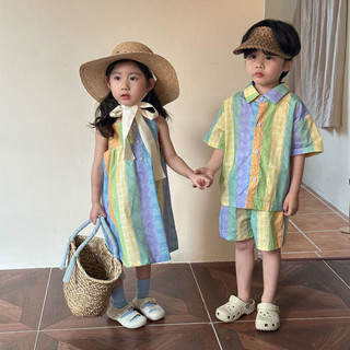 Trang phục mùa hè mới cho bé trai, váy ngắn tay cầu vồng cho bé gái, trang phục phù hợp cho anh chị em, bộ hai mảnh cho kỳ nghỉ