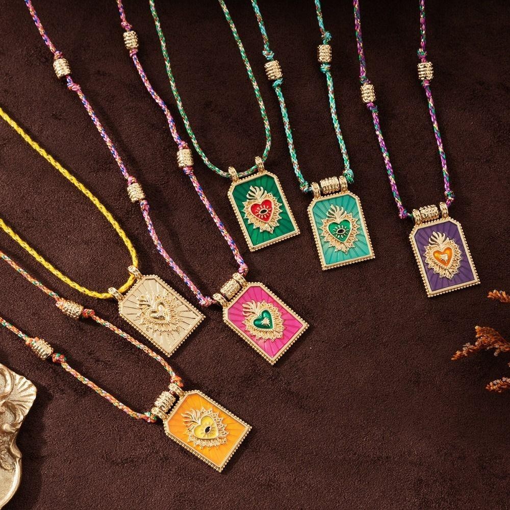 Vòng cổ mặt dây chuyền thẻ Tarot MERIGGIARE, Chuỗi xương đòn màu tối giản trái tim, Thiết kế đơn giản Dainty Nhiều màu sắc Chủ đề tình yêu Trang trí cổ Vòng cổ mạ vàng dành cho nữ