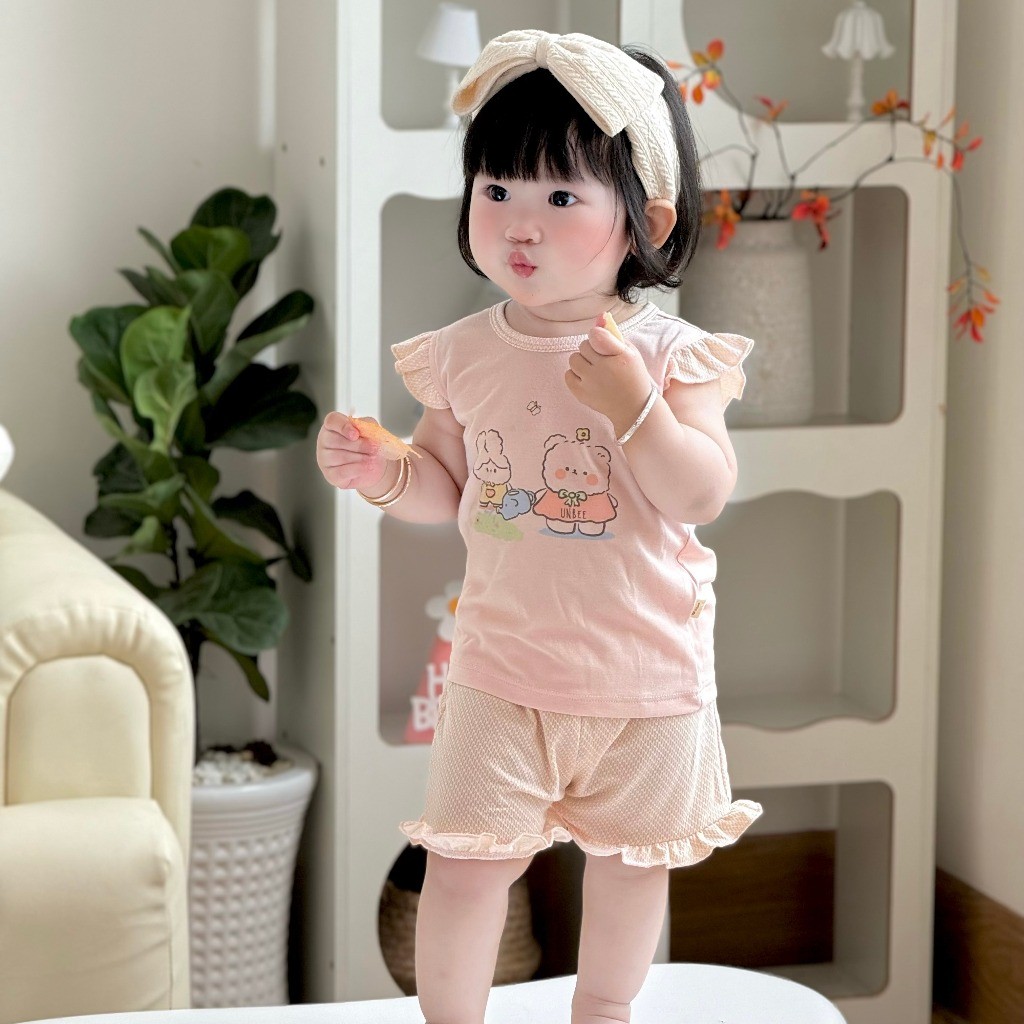 Bộ sát nách bé gái phối bèo UNBEE chất modal dệt nổi mềm mịn thoáng mát size 6M-3Y