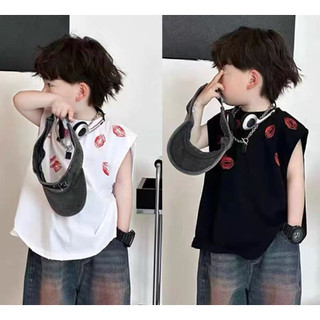Áo vest mùa hè mới cho bé trai, áo thun không tay cho trẻ lớn, áo in son môi cho bé trai, áo thường ngày