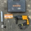 Máy khoan bê tông 850W COOFIX CF-RH008, có 3 chức năng, tặng 5 mũi khoan đục và đầu kẹp chuyển đổi 13ly