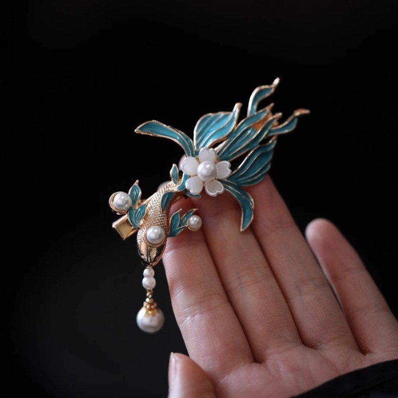MAUROPOLI [Hàng có sẵn] Cloisonne Koi Mới Trung Quốc Tinh Tế Kẹp Tóc Nhỏ Nữ Cổ Ngựa Phụ Kiện Váy Cá Vàng Retro Đốt Đầu Bên Màu Xanh