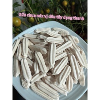 Bánh ăn dặm sữa chua mix vị trái cây nhập khẩu : dâu tây + việt quất + mâm xôi  cho bé (dạng thanh) - hộp 300ml