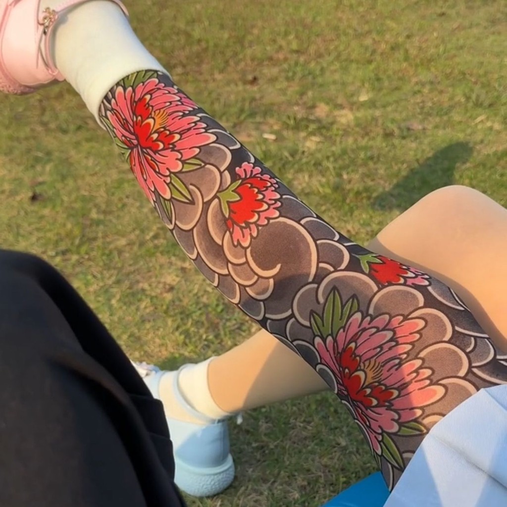 Hình Xăm Vô Hình Chân Hoa Vớ Mùa Hè Phong Cách Mới Cô Gái Nóng Phong Cách Mỏng Quần Bên Ngoài Mặc