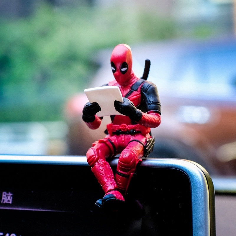Deadpool Trang Trí Xe Hơi Marvel Bảng Điều Khiển Đồ Chơi Avengers Hình Để Trang Trí Nội Thất Chuyển Động Tự Động