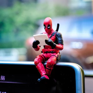 Deadpool Trang Trí Xe Hơi Marvel Bảng Điều Khiển Đồ Chơi Avengers Hình Để Trang Trí Nội Thất Chuyển Động Tự Động