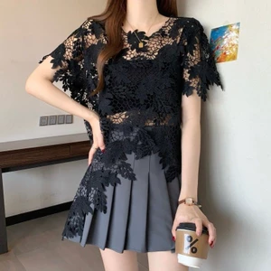 ✨Mùa Hè 2025 Rỗng Áo Sơ Mi Ren Tay Ngắn Plus Kích Thước Béo mm Không Đều Rời Bao Bụng Áo Top 25.5.22