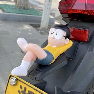 Trang trí Doraemon, xe điện, xe máy, búp bê vẫy tay, trang trí xe máy, xe ngủ nhỏ, phụ kiện nhỏ, pin Nobita