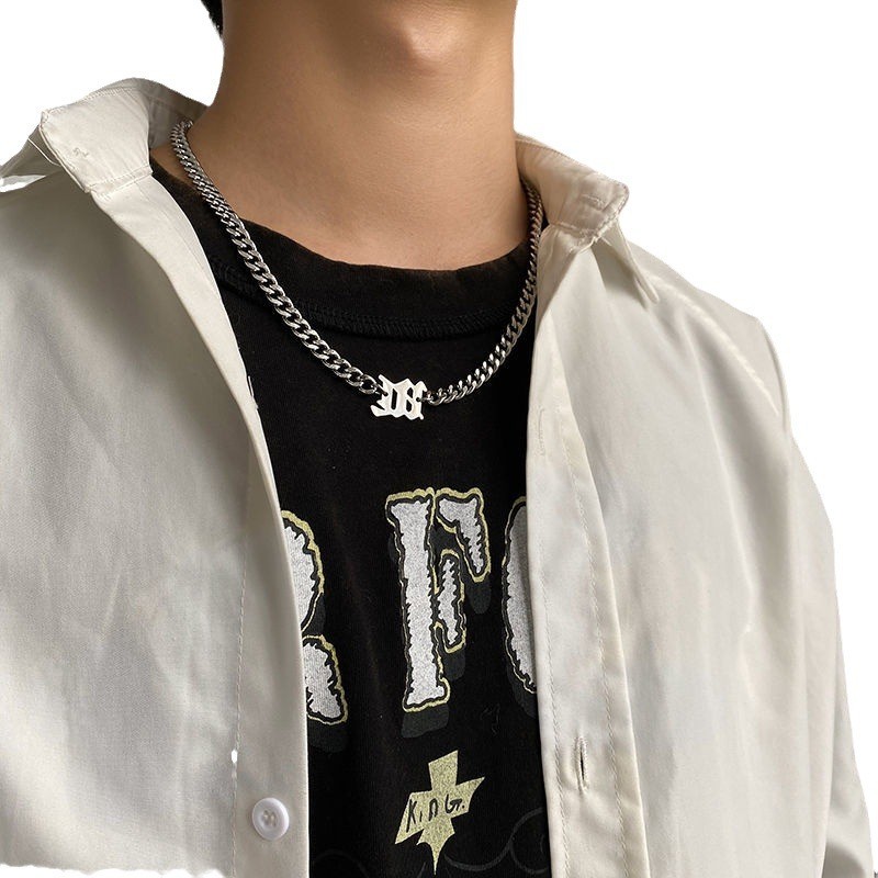 Dây chuyền thép titan có mặt dây chuyền chữ M đa năng Hip Hop cho nam, thiết kế niche theo xu hướng Ins, dây chuyền Cuba, phụ kiện phong cách lạnh đơn giản