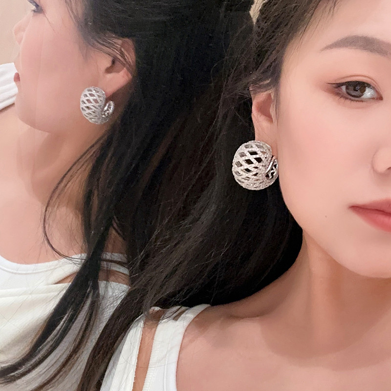 Bông tai tinh tế phong cách mới Zircon sang trọng