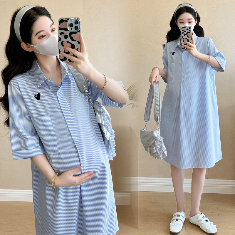 Trang phục bà bầu mùa hè 2025 Phong cách mới Thời trang dáng rộng Ve áo bà bầu