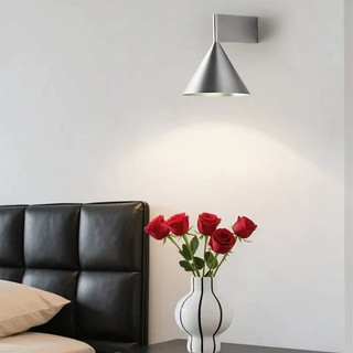 Đèn tường nhôm Đèn ngủ hình nón tối giản hiện đại Thích hợp cho phòng ngủ Phòng khách Phòng ăn