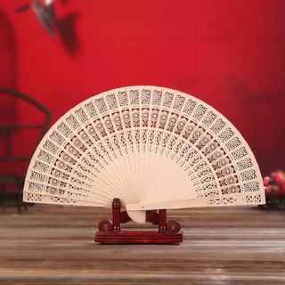 Quạt Gỗ Chụp Ảnh Việt Phục Cổ Trang
