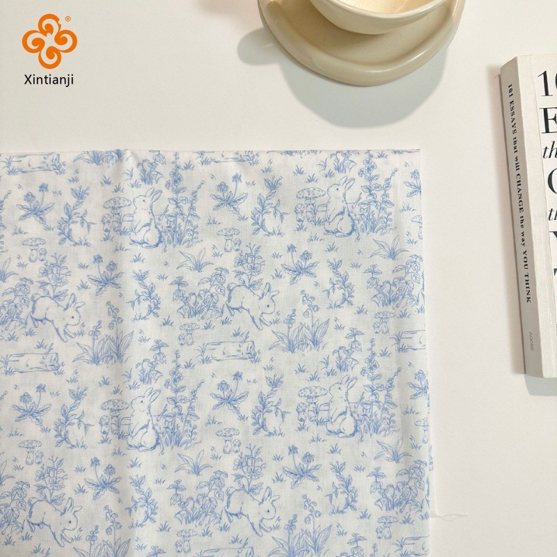 Vải cotton in hình thỏ và hoa cho DIY quần áo, chăn ga, rèm, khăn trải bàn TJ21937