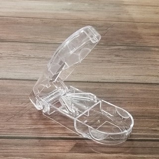Hộp Cắt Thuốc Viên Chia 3 Màu Mới