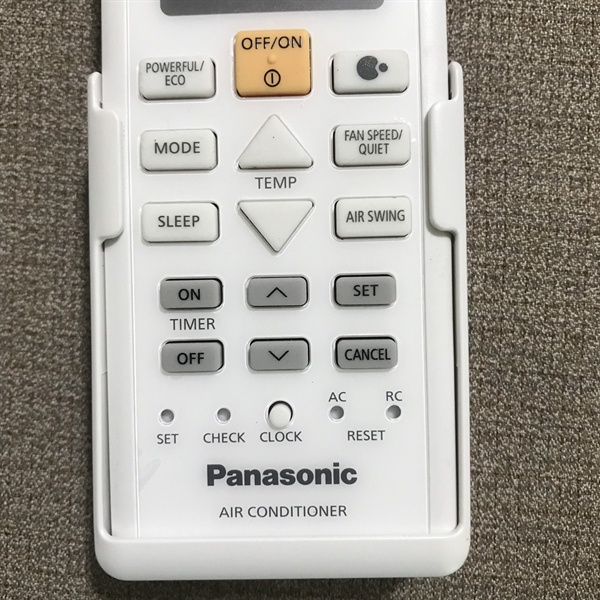 Điều khiển remote từ xa dùng cho điều hòa panasonic FAN SPEED quiet hình táo hàng chính hãng - tặng kèm pin