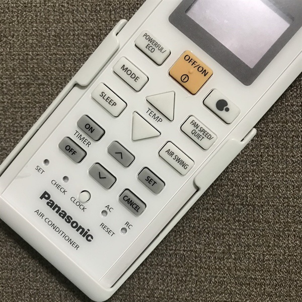 Điều khiển remote từ xa dùng cho điều hòa panasonic FAN SPEED quiet hình táo hàng chính hãng - tặng kèm pin