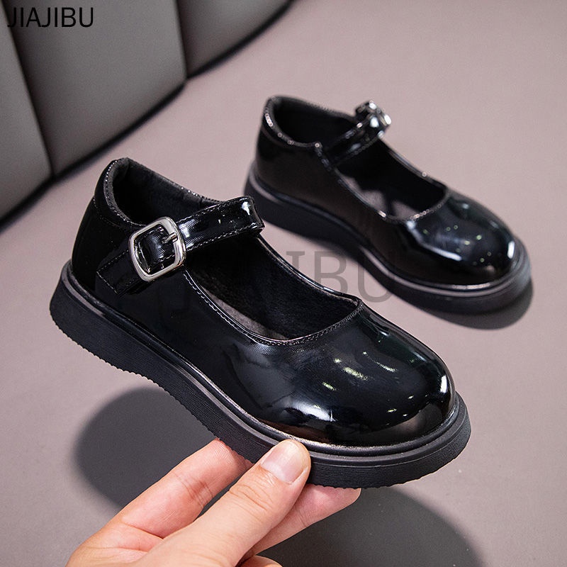 Fashion Black Kids Shoes Red Dance Shoes Cute Girl Princess Shoes Korean Platform Girls Mary Jane Shoes Kds Doll Shoes Giày Mũi Tròn Chống Trượt Cho Bé Gái Giày Đồng Phục Học Sinh Tiểu Học Giày Trẻ Em Đế Mềm Dopamine Giày Lolita Dành Cho Trẻ Em Giày Phẳng
