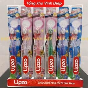 Bàn chải đánh răng cho bé Lipzo Crystal Kids 1 chiếc (mầu ngẫu nghiên)