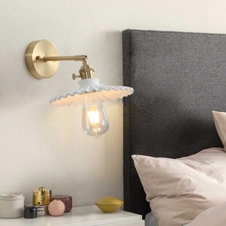 Đèn tường bằng đồng thau cổ điển Đèn tường đầu giường Bắc Âu Đèn cầu thang hành lang phòng khách tối giản