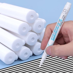 Bút Đánh Dấu graffiti Chống Thấm Nước Màu Trắng / Đen Nhanh Khô Không Phai Màu Kèm Móc Dùng Làm Kính / Bánh Xe