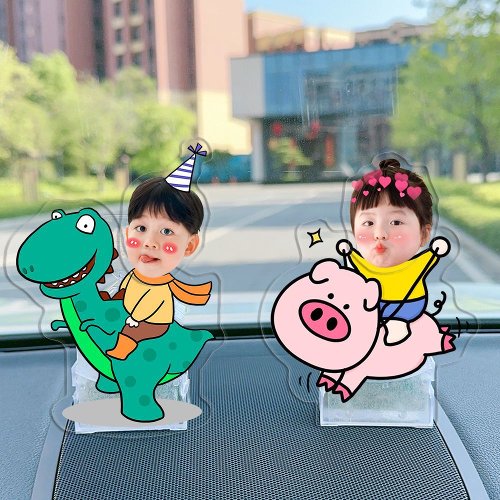 QUÀ TẶNG TÌNH YÊU Mô hình standee lắc đầu chạy pin ghép mặt theo yêu cầu  cute làm quà tặng, trang trí ô t