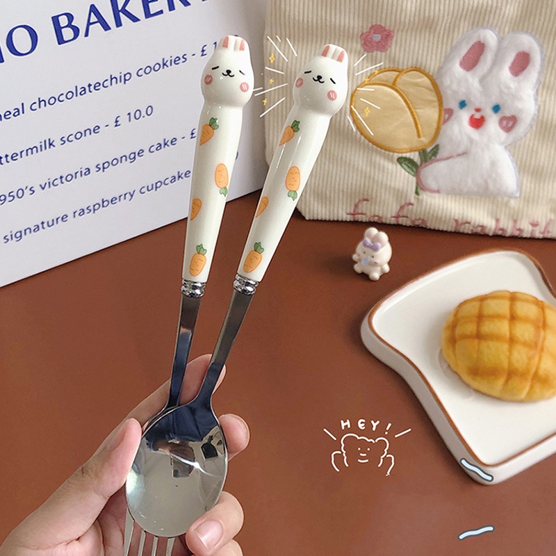 Bộ 3 Món Thìa Đũa Nĩa Inox Hình Thỏ Cà Rốt Cute - Bộ Đồ Ăn Cá Nhân Rabbit Dễ Thương Kèm Hộp Văn Phòng Cho Bé