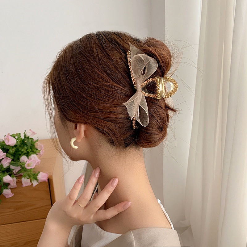 Kẹp tóc càng cua có thắt nơ Hàn Quốc trẻ trung năng động, dễ phối đồ, phù hợp nhiều kiểu tóc