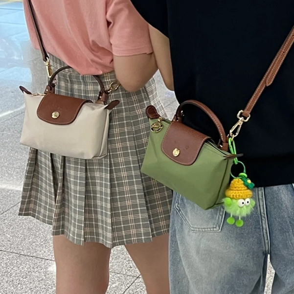 [Bao gồm khóa và dây đeo vai] Túi đeo vai Mini dành cho nữ Túi bánh bao ngựa chiến tranh DIY Vải Nylon Túi điện thoại cầm tay bằng da thật có dây đeo vai