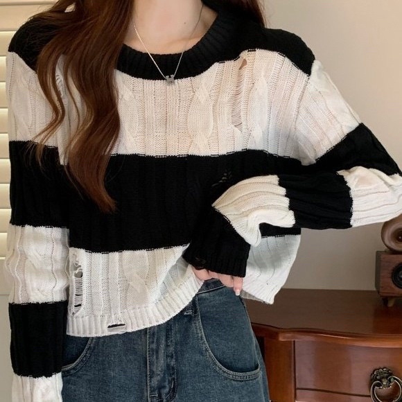 Áo len mỏng rách kẻ ngang đen trắng | Shopee Việt Nam