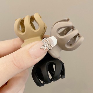 Kẹp Tóc Càng Cua Cute 6 Răng Size 3cm Và 5cm Chữ M Tạo Kiểu Đuôi Ngựa Phong Cách Hàn Quốc