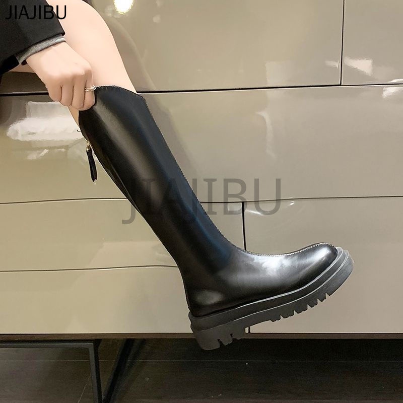 Size 35-42 Giày Bốt Đế Bệt Màu Đen Sành Điệu Giày Nữ Cỡ Lớn Giày Cao Bồi Mũi Tròn Chống Trượt Giày Bốt Da Cao Gót Màu Trắng Phong Cách Anh Quốc Giày Bốt Chelsea Gót Vuông Phong Cách Cổ Điển Giày Bốt Xe Máy Kaki Có Khóa Kéo Punk Cowboy Boots Cosplay Boots