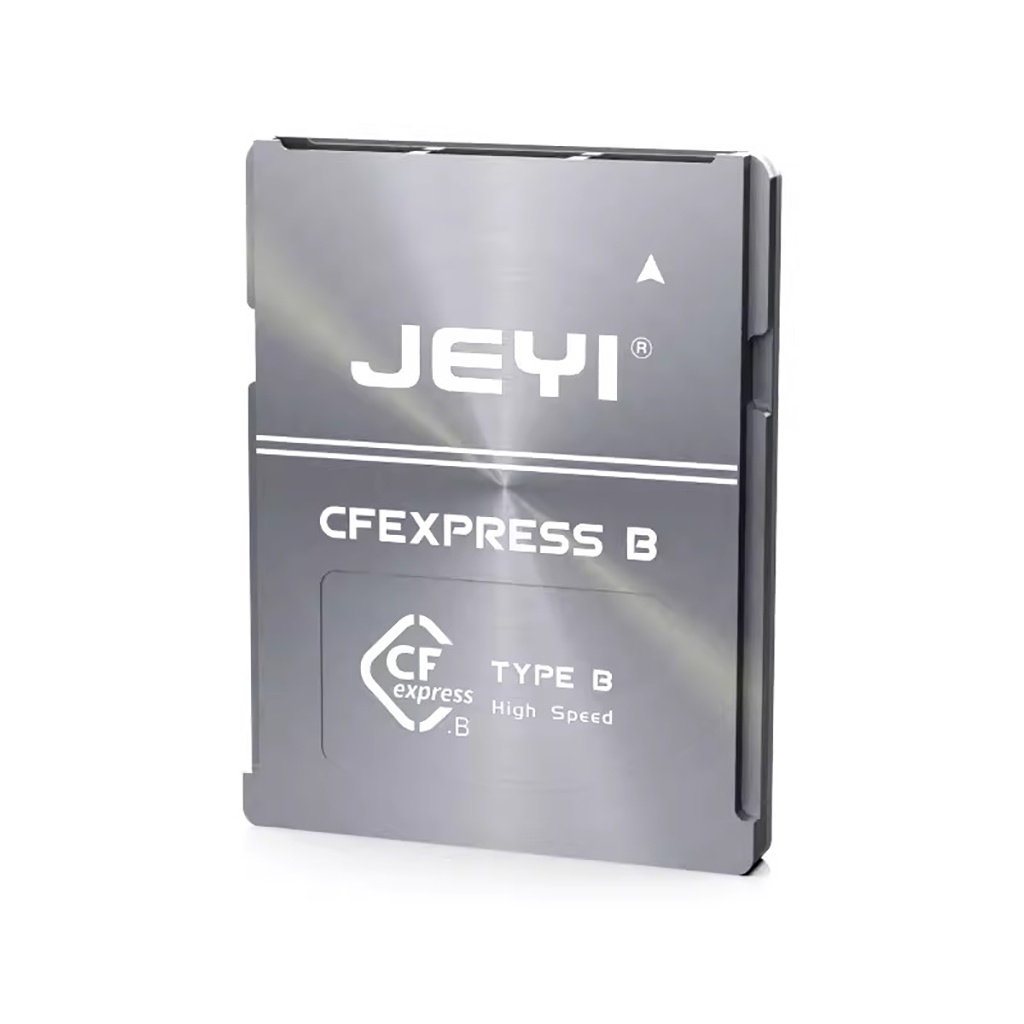 NIKON Z6Ⅱ ＋ CFexpressカード・カードリーダー（新しいcfexpress 
