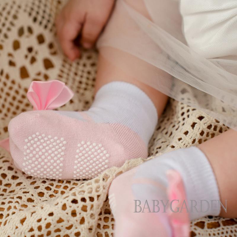 Vớ Mềm Chống Trượt Đính Nơ Xinh Xắn Cho Bé Gái 0-2 Tuổi