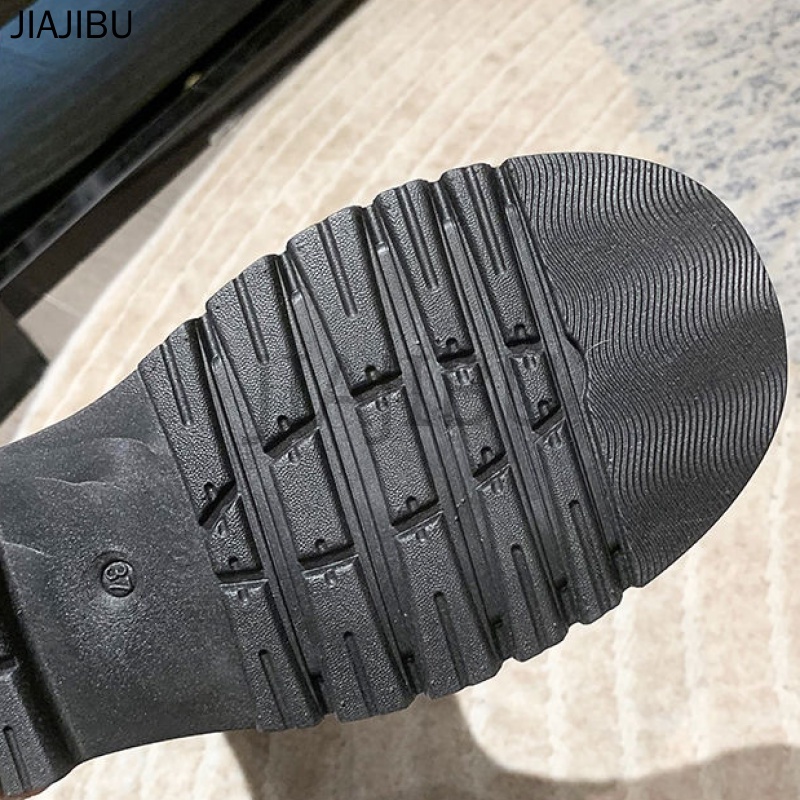 Size 35-42 Giày Bốt Đế Bệt Màu Đen Sành Điệu Giày Nữ Cỡ Lớn Giày Cao Bồi Mũi Tròn Chống Trượt Giày Bốt Da Cao Gót Màu Trắng Phong Cách Anh Quốc Giày Bốt Chelsea Gót Vuông Phong Cách Cổ Điển Giày Bốt Xe Máy Kaki Có Khóa Kéo Punk Cowboy Boots Cosplay Boots