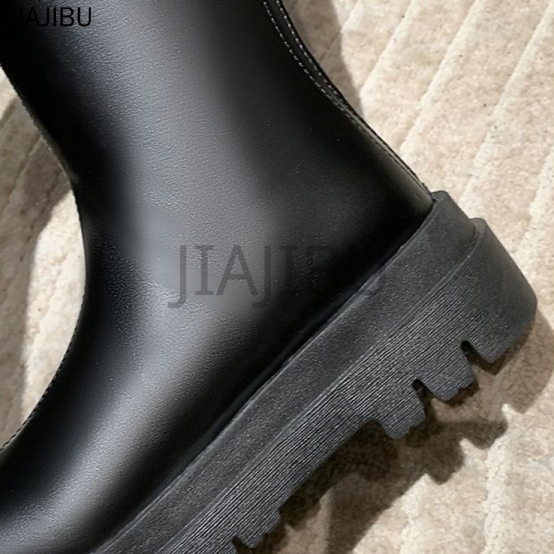 Size 35-42 Giày Bốt Đế Bệt Màu Đen Sành Điệu Giày Nữ Cỡ Lớn Giày Cao Bồi Mũi Tròn Chống Trượt Giày Bốt Da Cao Gót Màu Trắng Phong Cách Anh Quốc Giày Bốt Chelsea Gót Vuông Phong Cách Cổ Điển Giày Bốt Xe Máy Kaki Có Khóa Kéo Punk Cowboy Boots Cosplay Boots