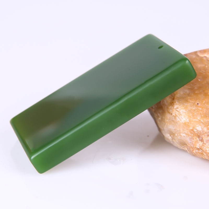 Spinner Mặt Dây Chuyền Màu Xanh Lá Cây An Toàn Không Cần Khoan Lỗ Đơn Giản Dễ Phối Đồ Cho Nam Và Nữ