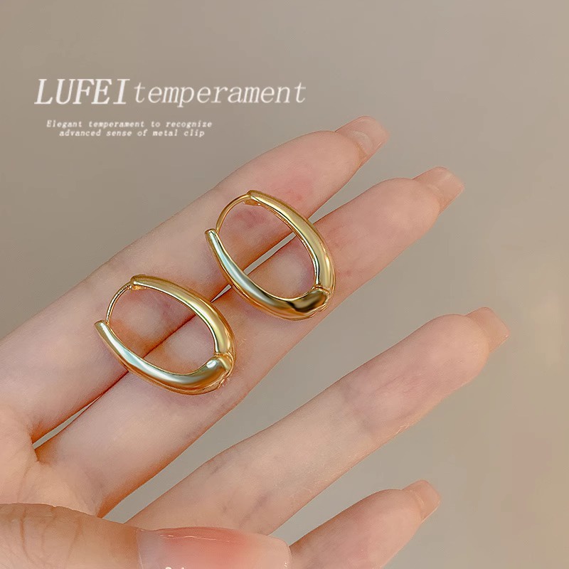 Bông tai kim loại Mochashu Bông tai hình bầu dục vàng cao Phụ kiện thời trang nữ