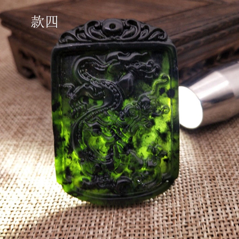 Đen Mặt Dây Chuyền Hình Rồng Ngọc Bích Độc Đáo
