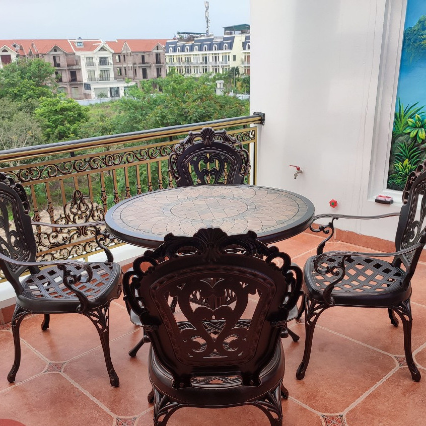 Bàn ghế ngoài trời Nhôm đúc Mặt đá Bộ bàn ghế ban công ngoài trời Bàn ghế sân vườn sang trọng - HP41