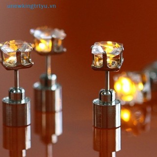 Unewtyu 1 Khuyên Tai Hình Vương Miện Có Đèn led Phát Sáng
